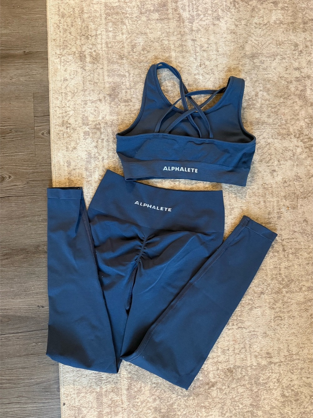 ALPHALETE Amplify Leggings and Matching Sports Bra Set & Sports Bra Set Blue